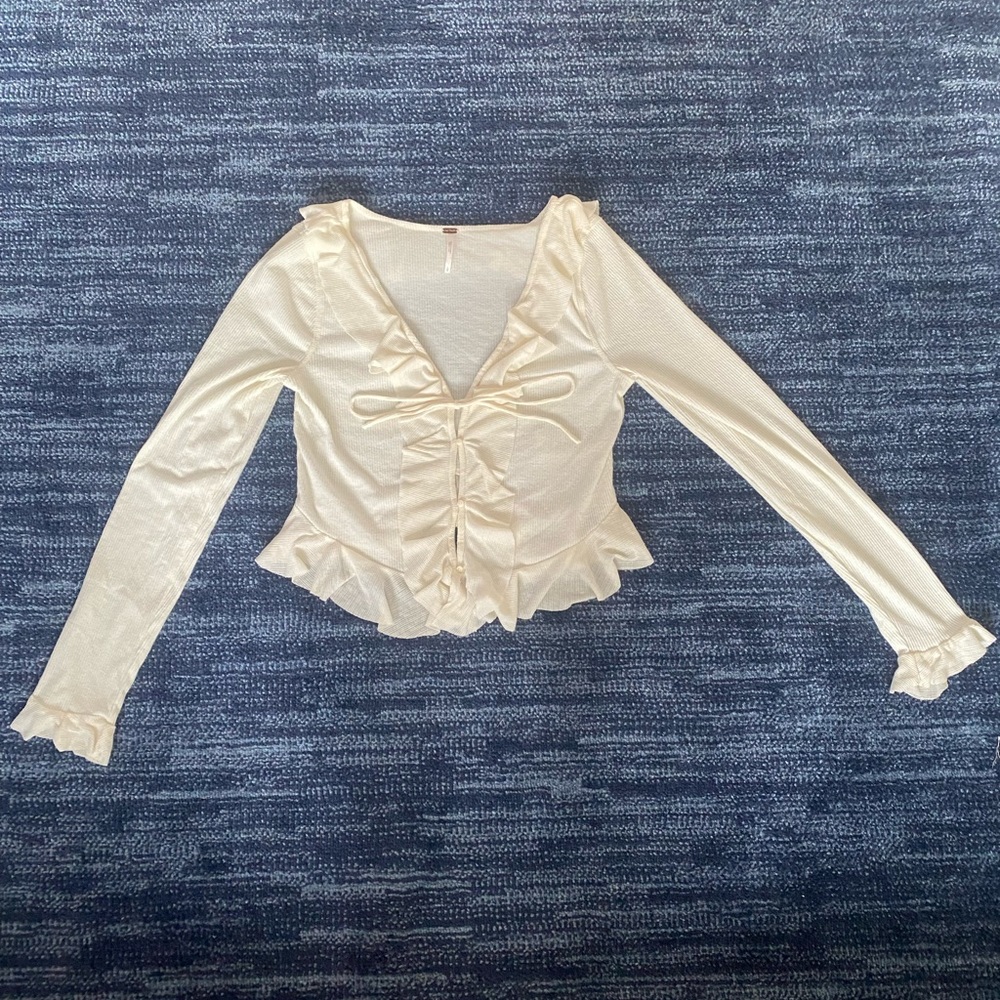 ❗️SOLD❗️Free People cream button up cardigan/throw over